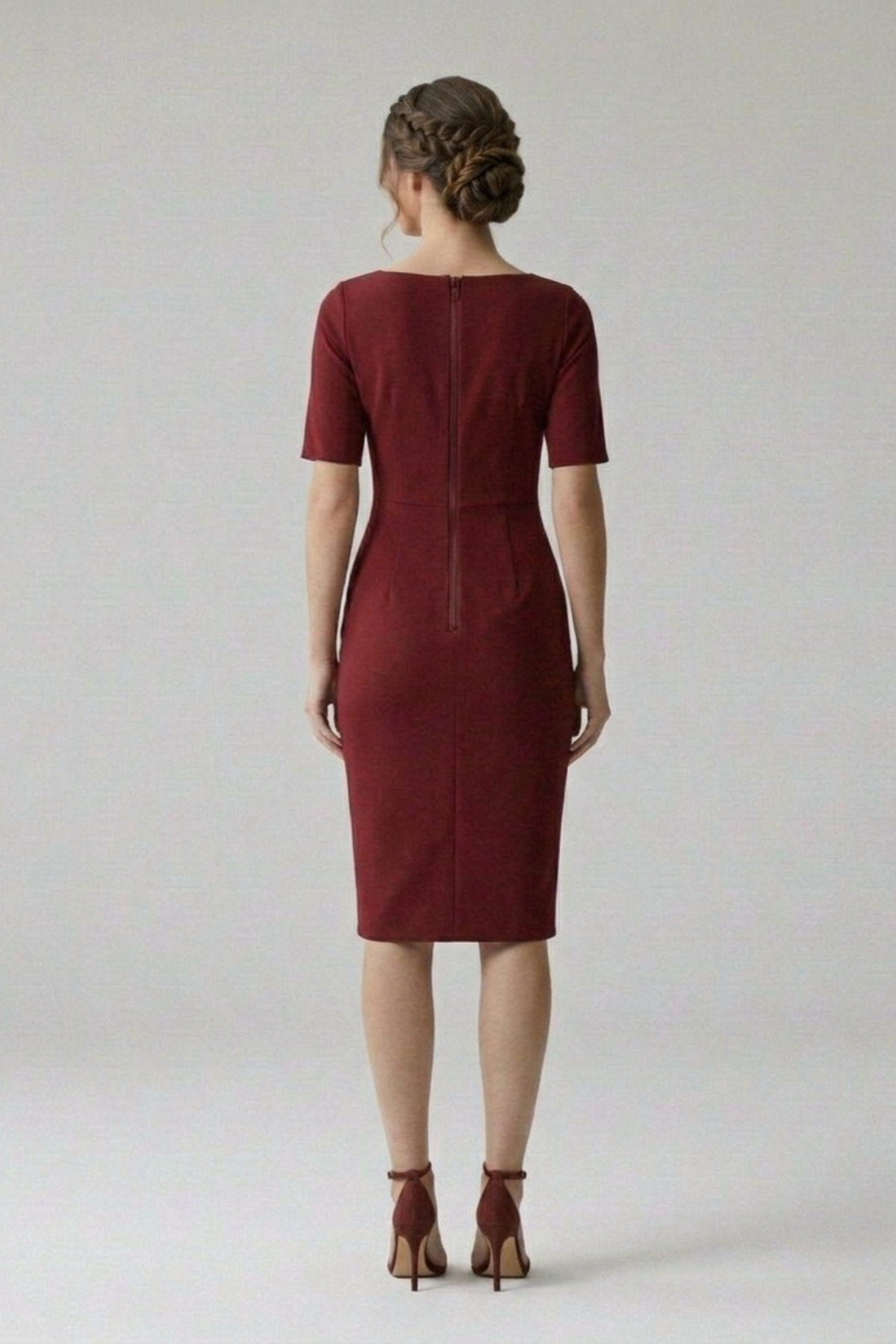 Vestido Daniela rojo midi con mangas cortas y cierre posterior vista trasera | Claudia Bertolero