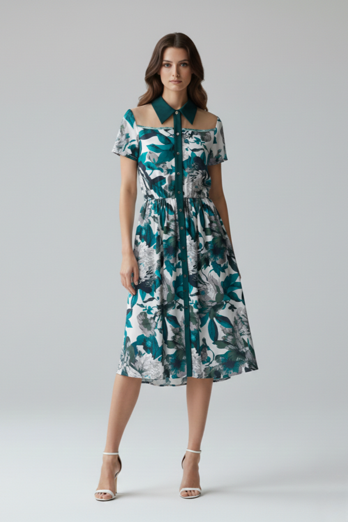 Vestido Pizarro midi de seda estampada en tonos verdes con cuello camisero y botones | Claudia Bertolero