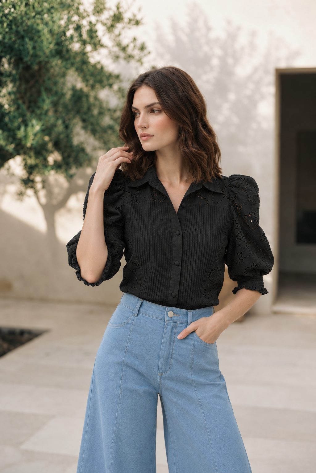 Blusa de Broderie y Pechera Tuxedo | Sparkling