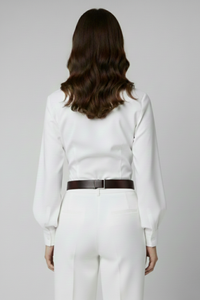 Vista posterior del cinturón Tapaojo marrón de Claudia Bertolero con hebilla para regular el tamaño | Claudia Bertolero