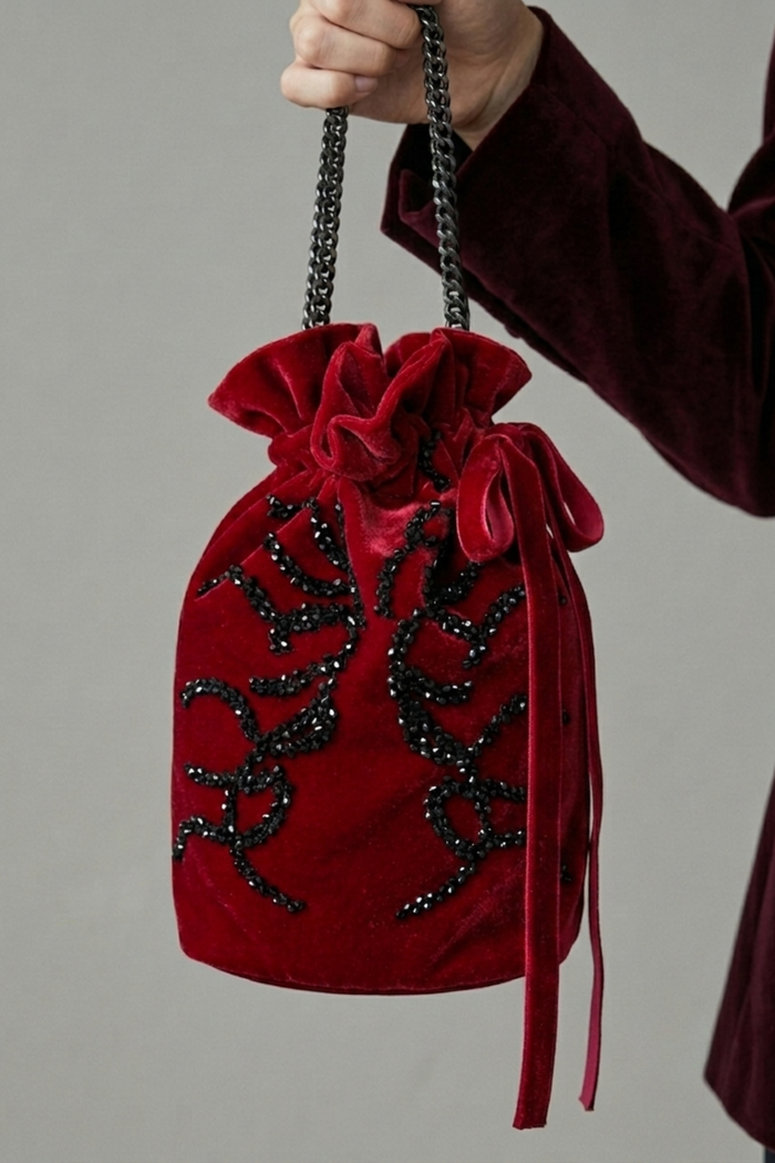 Cartera de Terciopelo con Cristales Bordados | Pochette